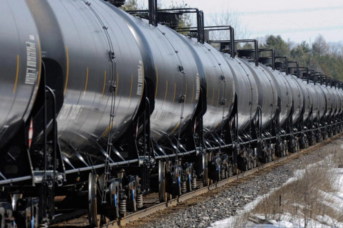 Azərbaycan Hindistana neft ixracını bərpa edib