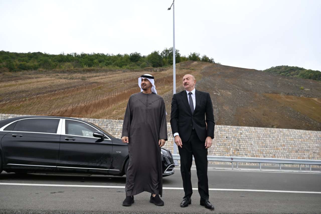 BƏƏ Prezidenti: Qarabağda İlham Əliyevlə görüşmək şərəfinə nail oldum