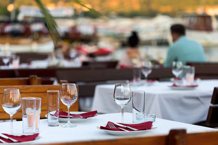 Bakıda ictimai iaşə dövriyyəsinin həcmi 15%-dən çox artıb