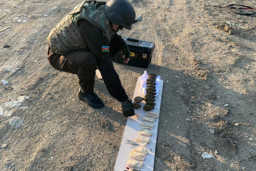 Masazırda küçədə 13 F-1 qumbarası və digər hərbi sursatlar aşkar edilib