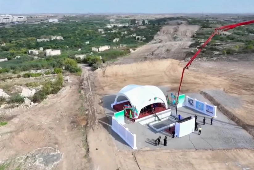 Füzuli məscidinin təməli qoyulub