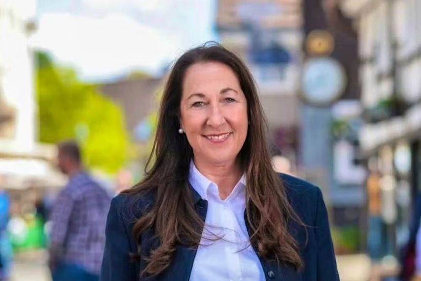 Almaniyada mer bıçaqlanıb