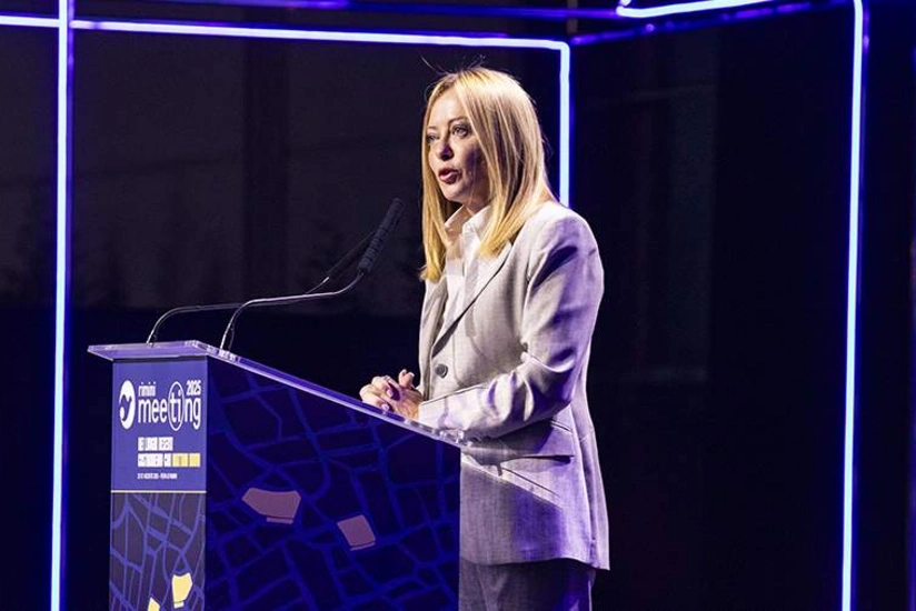 İtaliyanın Baş naziri Beynəlxalq Cinayət Məhkəməsinə verilib