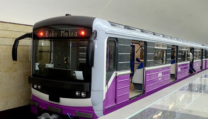 Bakı metrosu maaşların ödənilməməsi iddialarına aydınlıq gətirib