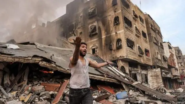 BMT: Qəzza şəhərinin 83%-i İsrailin hücumlarından zərər görüb