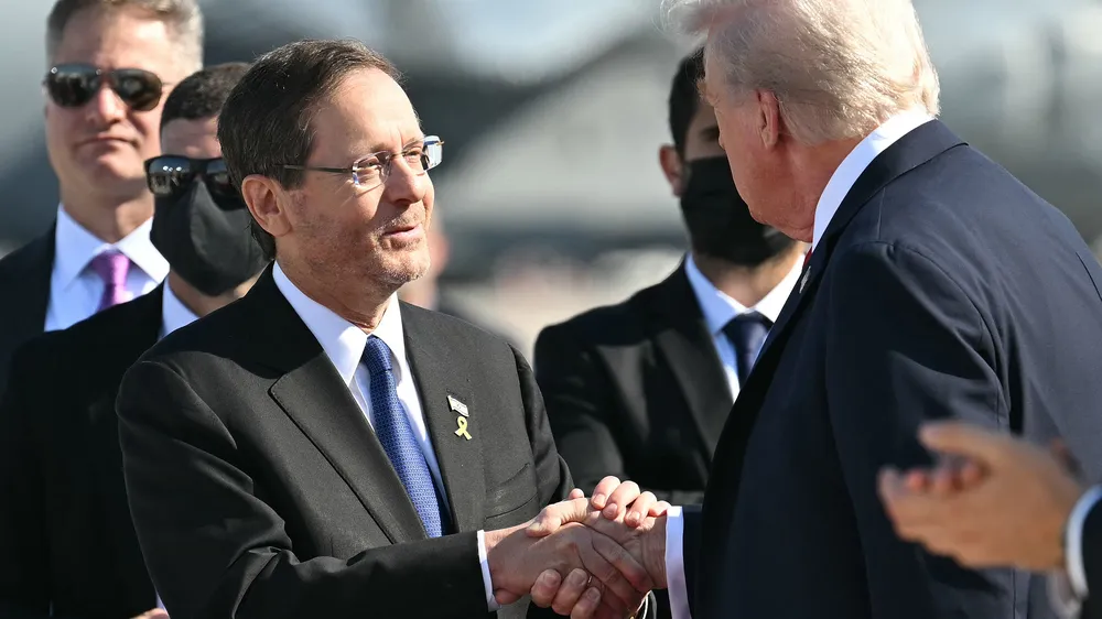 Tramp İsrail Prezidentindən Netanyahunun əfv edilməsini istəyib