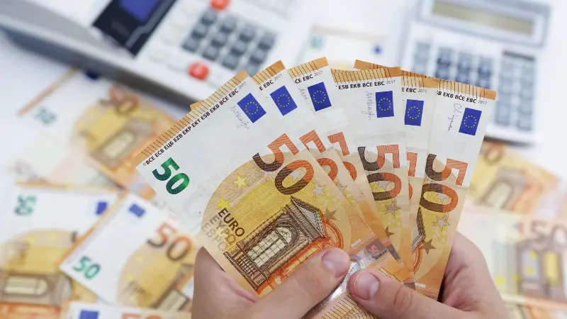  Rusiya Gürcüstana 253 milyon avro təzminat ödəməlidir