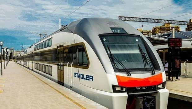 Qatarın ləngiməsinə görə işə gecikənlər iş yerinə təqdim etmək üçün arayış ala bilərlər