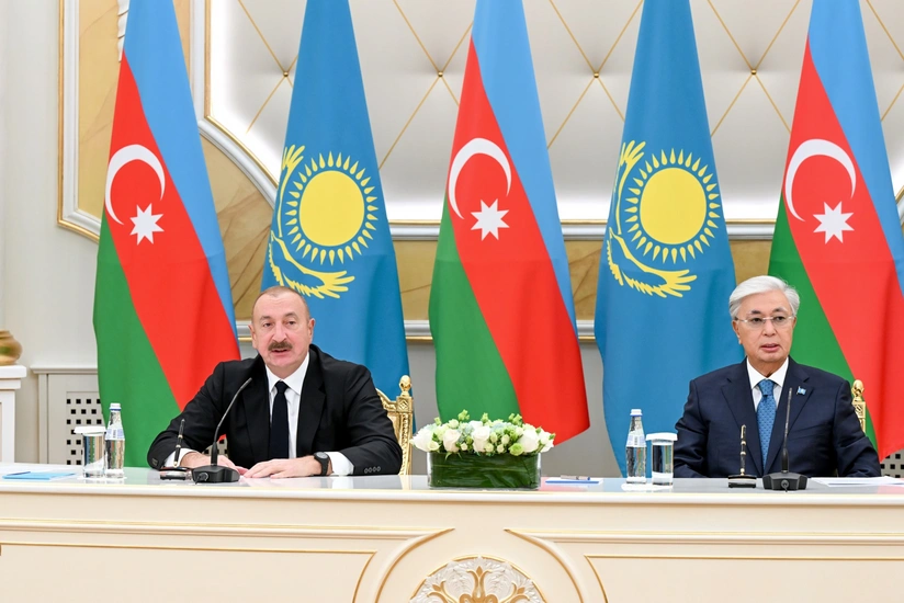 Qazaxıstanda baş tutan ziyafətdə "Tut ağacı" mahnısı səsləndirilib