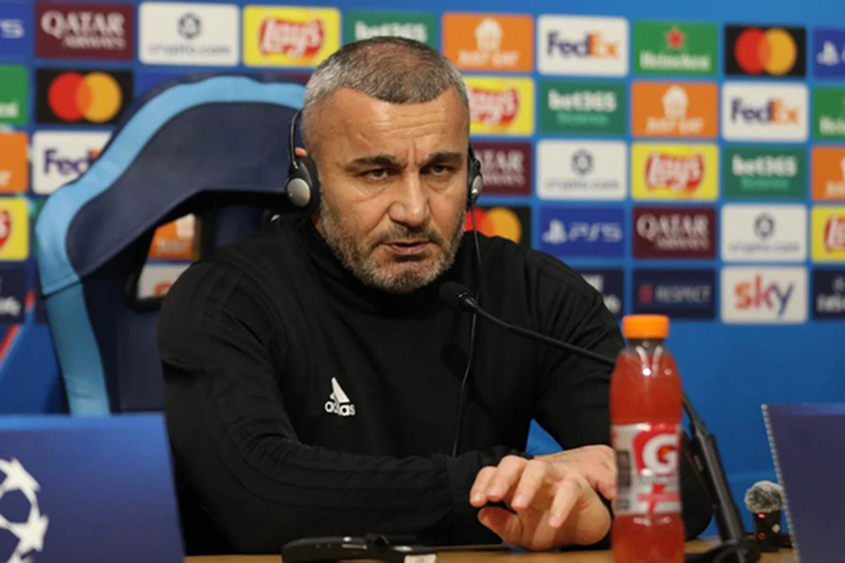 Baş məşqçi: "Ayaks"la oyunda futbolçulardan razı qaldım"