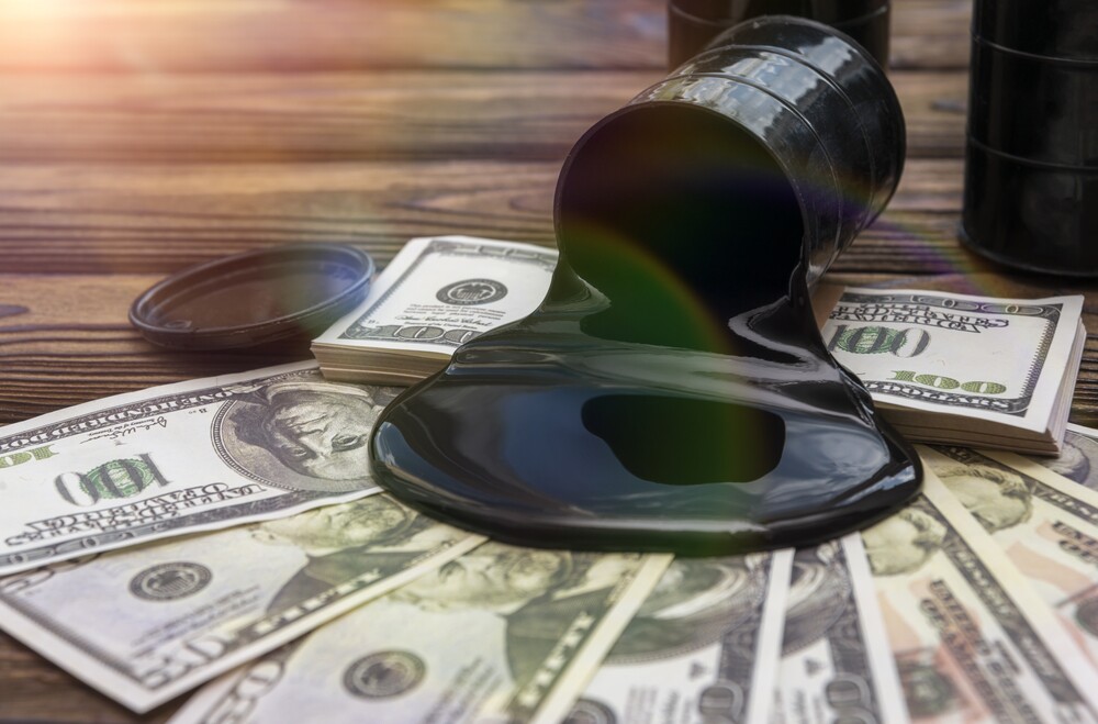 ABŞ Venesuela neftinin ilk partiyasını 500 milyon dollara satıb