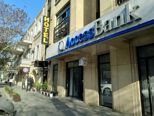 Ötən il “Access Bank”ın xalis mənfəəti 10 %-ə yaxın azalıb