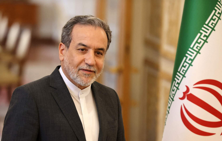 Əraqçi Zelenskiyə cavab verib: Dünya klounlardan bezib