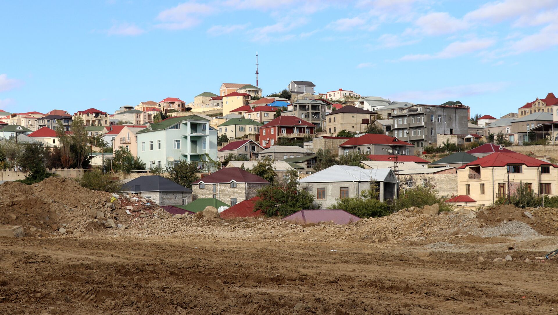 Sənədsiz evlərin ümumi dəyəri 50 milyard manatı keçib