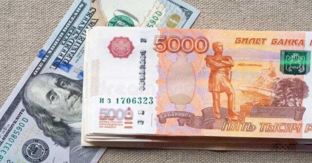 Rubl manat qarşısında bahalaşıb