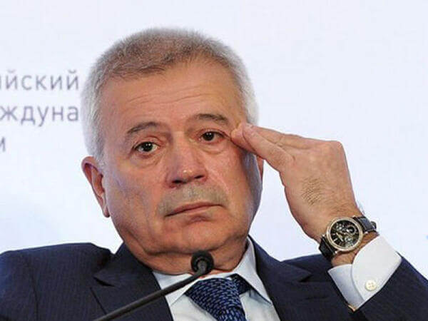 Vahid Ələkbərov "LUKOYL"un rəhbərliyindən niyə istefa verib?