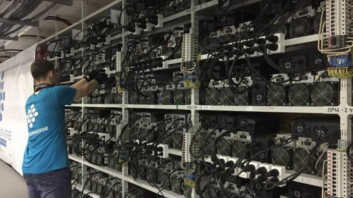 35 min gizli maynerlik proqramları aşkarlandı - Azərbaycanda