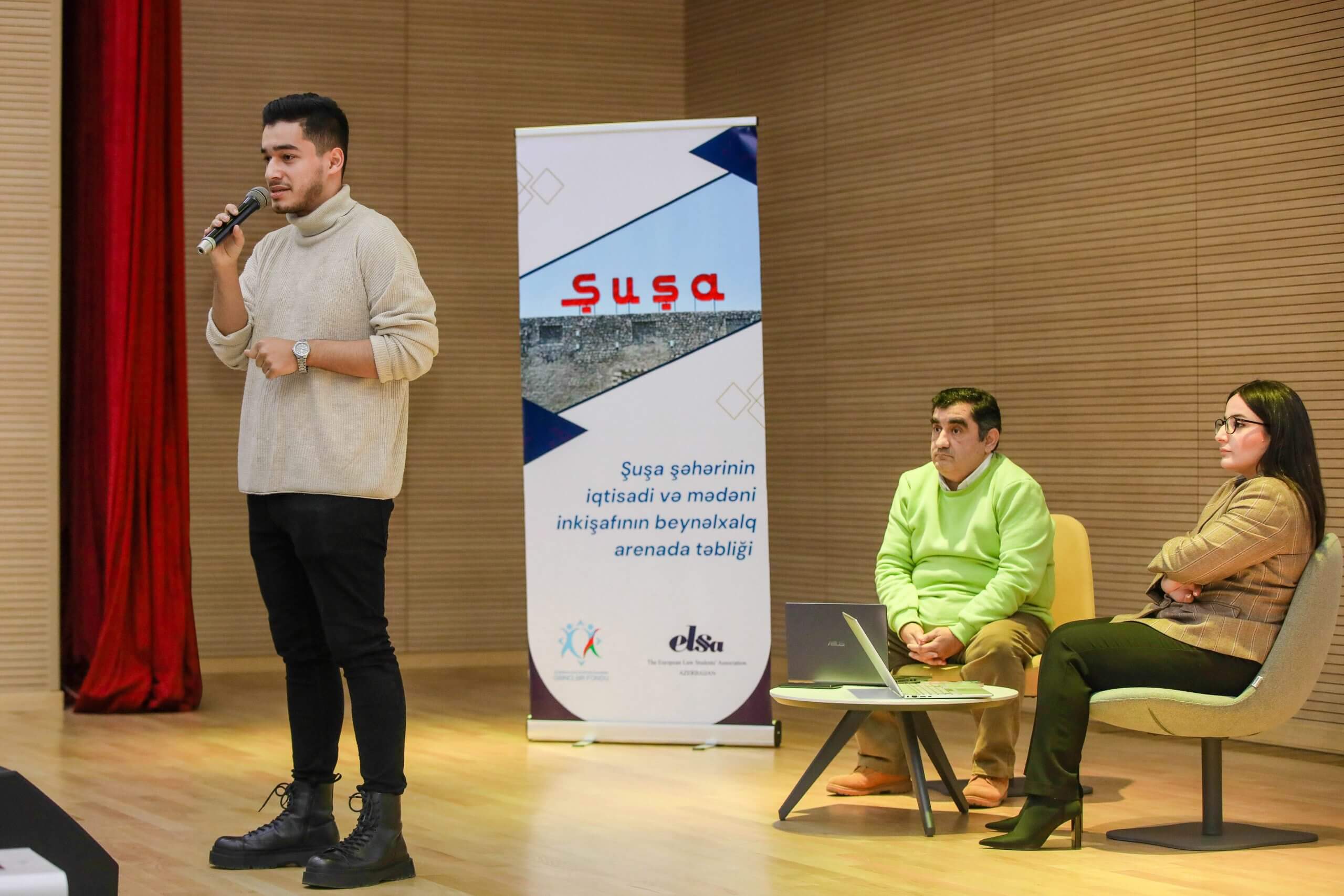 “Yelo Bank”da gənc hüquqşünaslar üçün təlim keçirildi