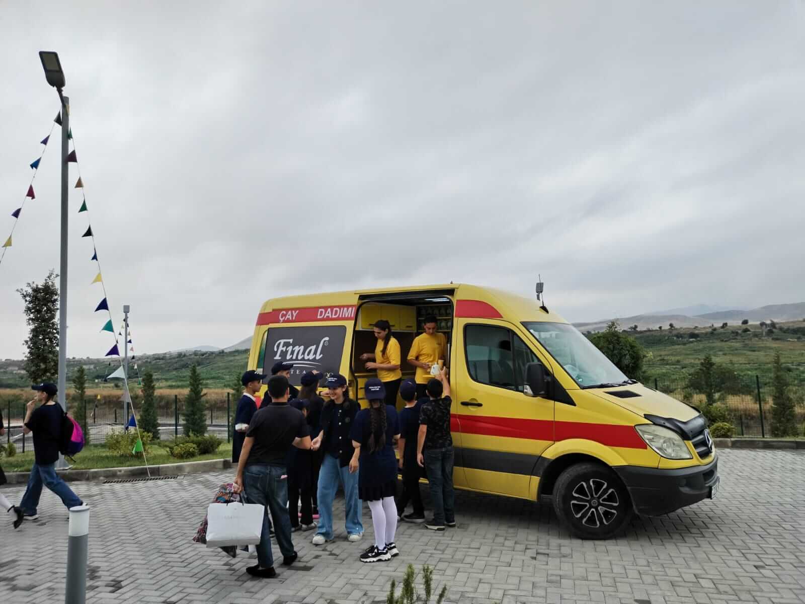 “Final çay” “Füzulidə yay məktəbi” layihəsinə dəstək olub