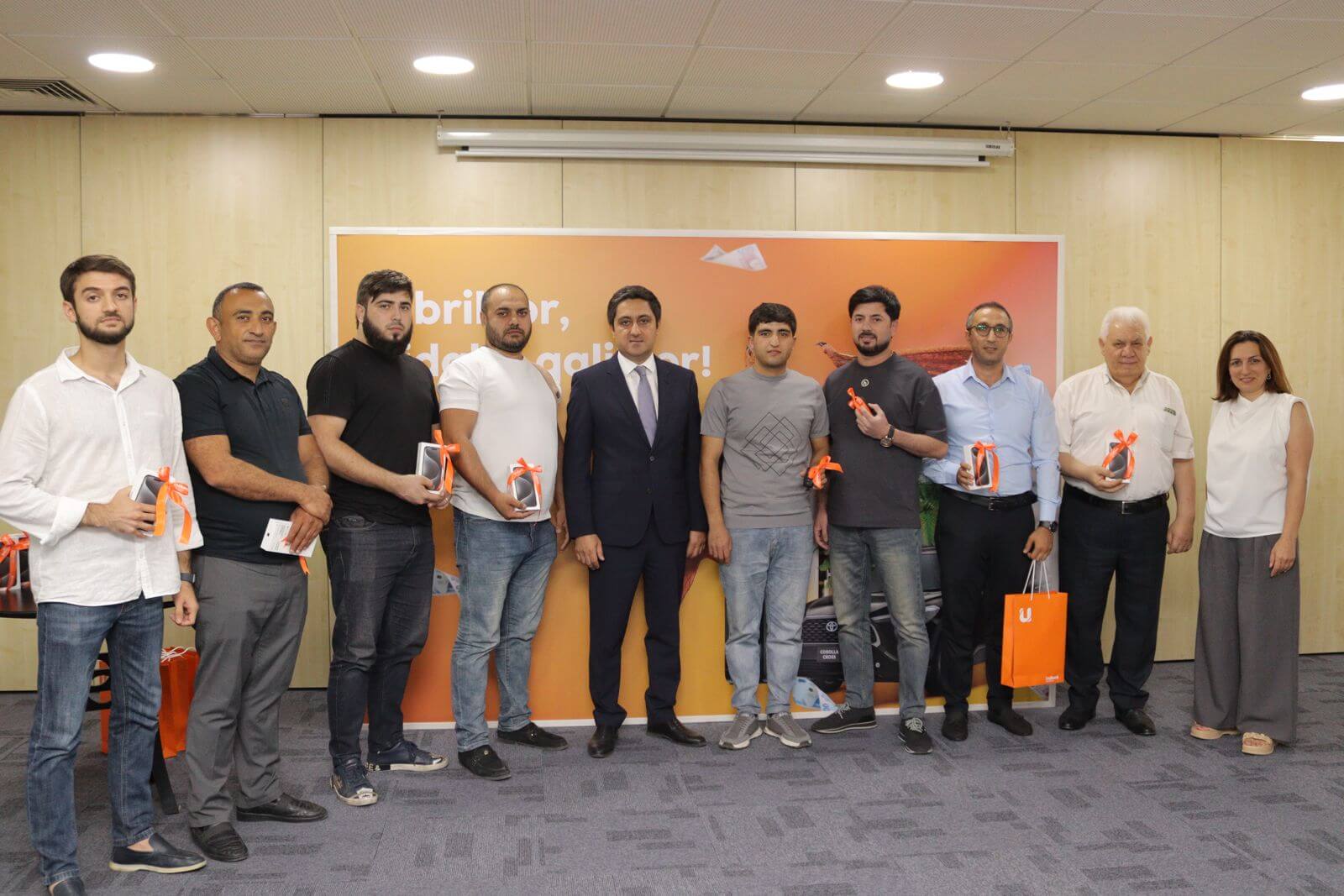 “Unibank”ın “Əjdaha” lotereyasının qaliblərinə hədiyyələr təqdim olunub