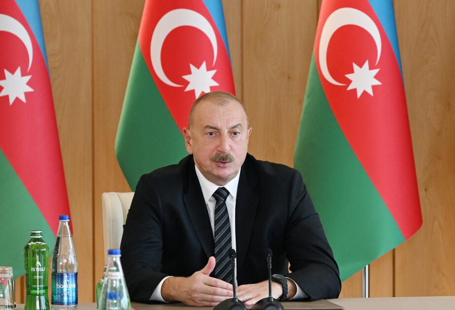 İlham Əliyev: “İlin əvvəlindən iqtisadi inkişaf gözlənilən səviyyədədir”
