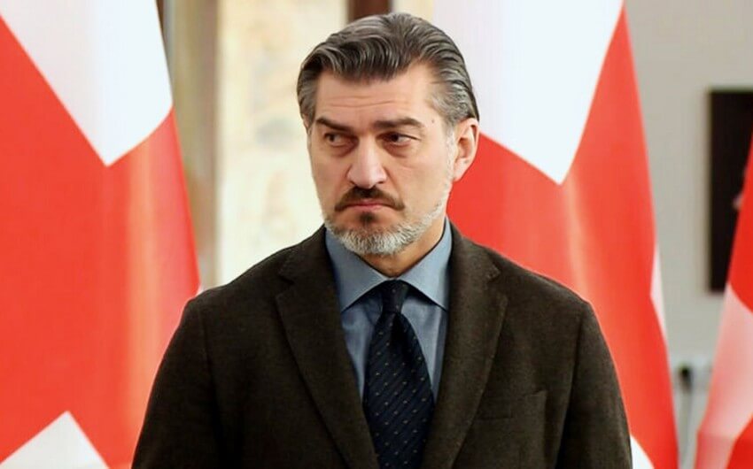 Keçmiş futbolçu Gürcüstan Prezidenti seçilib