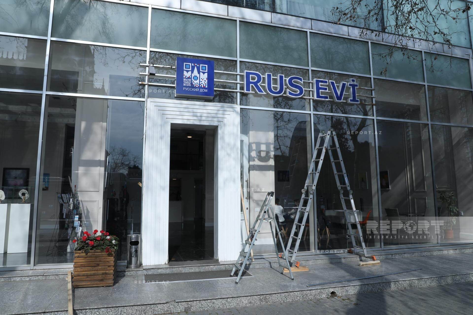 Bakıdakı “Rus Evi” fəaliyyətini dayandırmaq üçün tədbirlər görür