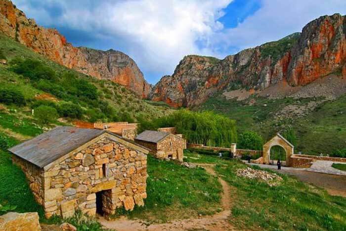 Ötən il Qarabağ və Şərqi Zəngəzurda nə qədər yeni iş yeri açılıb?