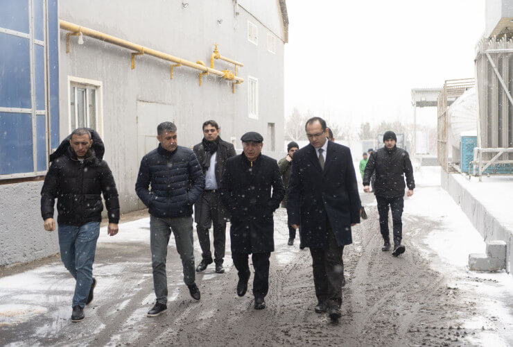 Nazir “Hicaz Broyler”, “Abşeron Şərab” və “A+Co”nun istehsal müəssisələrində olub