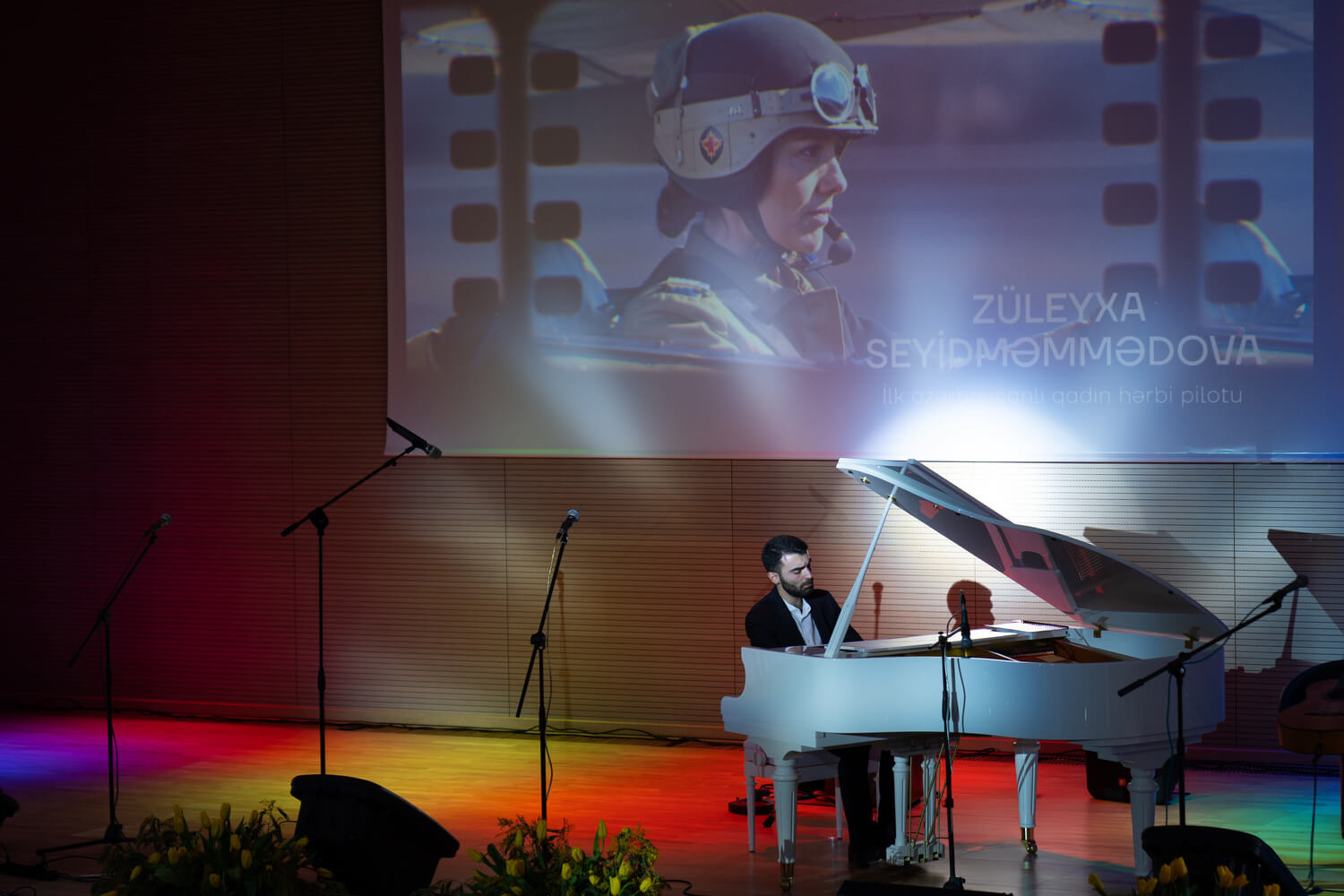 “Yelo Bank”da qadınlar günü musiqili axşamla qeyd edildi