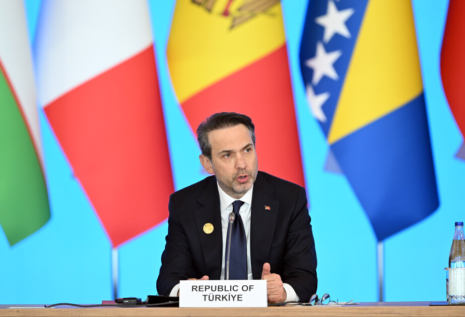 Alparslan Bayraktar: “Cənub Qaz Dəhlizinin potensialından tam istifadə edilməsinə hazırıq”