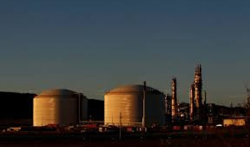 SOCAR İtaliyada dəyəri 3 milyard dollar olan zavodu alır