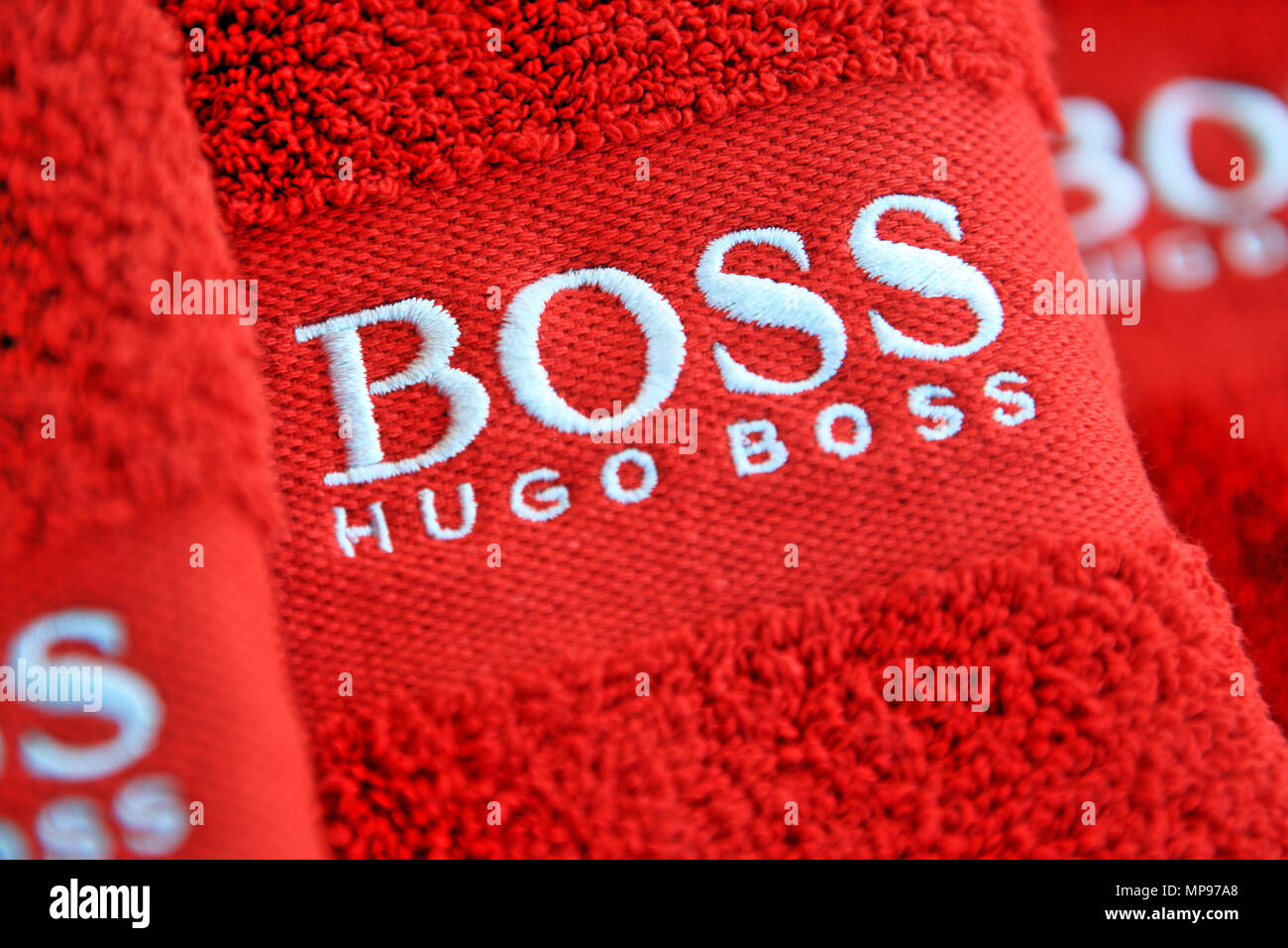 “Hugo Boss” xalis mənfəətini 27% artırıb, gəlir proqnozu üstələyib