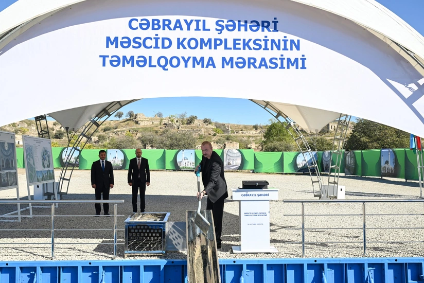 İlham Əliyev Cəbrayıl şəhər məscidinin təməlini qoyub
