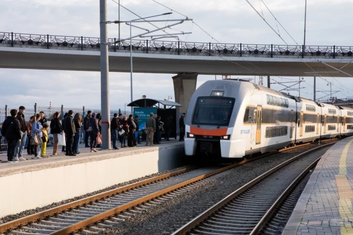 ADY-də daha bir rekord: 1 milyondan çox sərnişin daşınıb