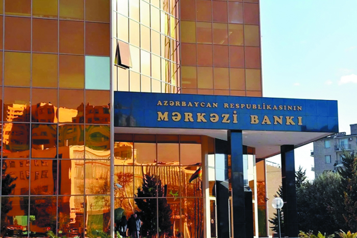 Mərkəzi Bankın valyuta ehtiyatları oktyabrda 1%-ə yaxın artıb