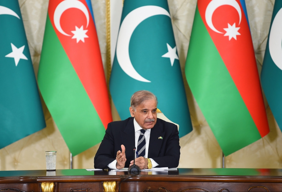 Pakistanın Baş naziri Azərbaycana səfərə gəldi