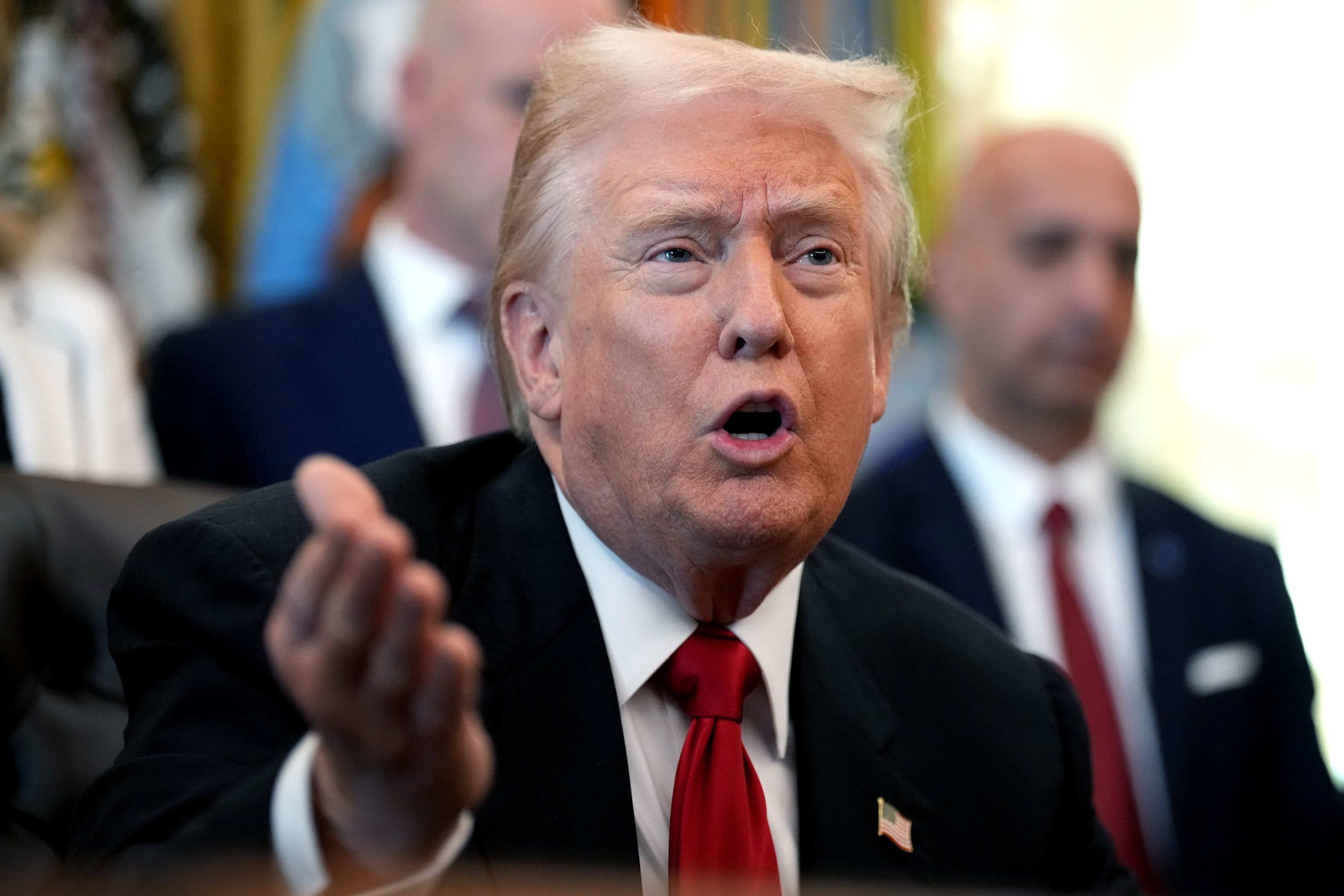 Tramp İsrail Prezidentindən Netanyahunun bağışlanmasını xahiş edib