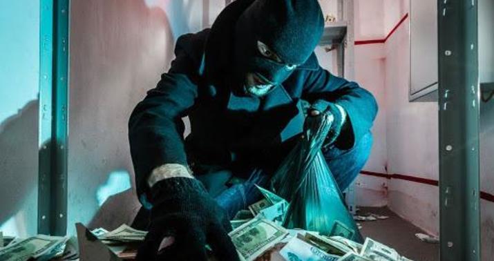 İrəvanda bank qarət edilib