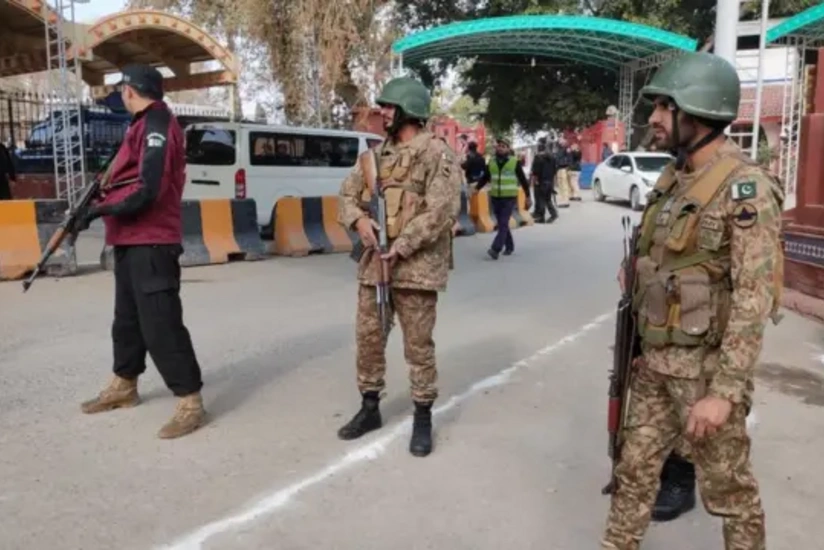 Pakistanda terrorçular polis qərargahının yaxınlığında partlayış törədiblər, ölənlər var