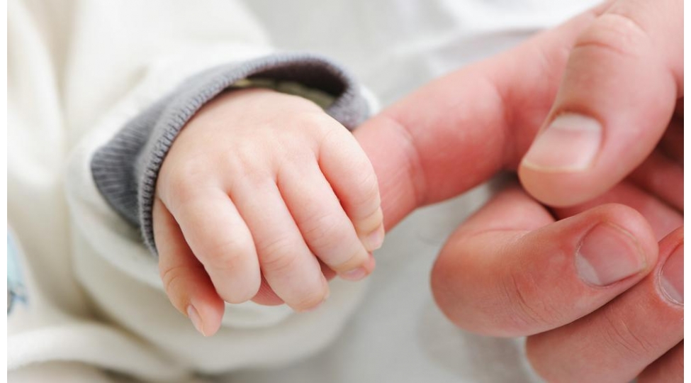 Bakıda ana 3 günlük körpəsini dənizə ataraq öldürüb