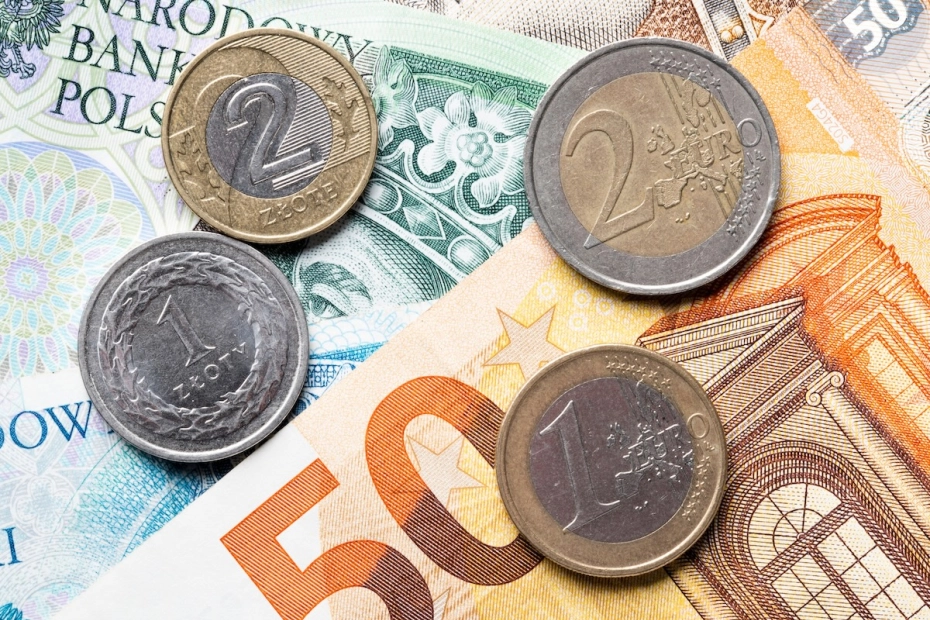 Rəsmi məzənnələr açıqlandı