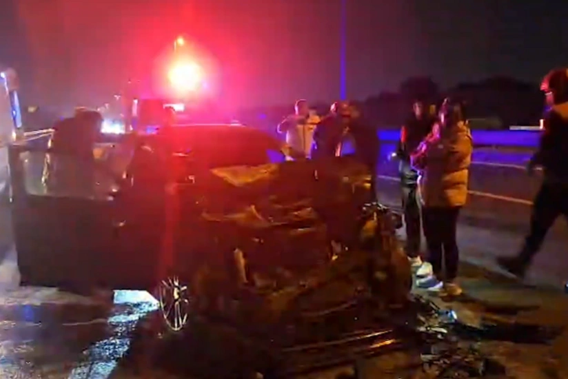 Bakıda avtomobillə "KamAZ" toqquşub, ölən var