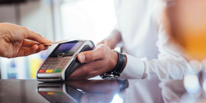 Bakıda ödənişli xidmətlərin dəyəri 7 milyard manatı ötüb