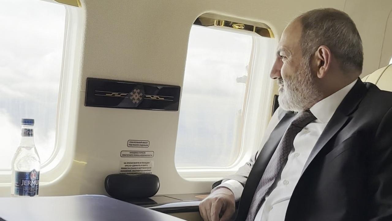 Paşinyanın təyyarəsi Ukrayna dronlarının hücumu səbəbindən Moskvaya enə bilməyib