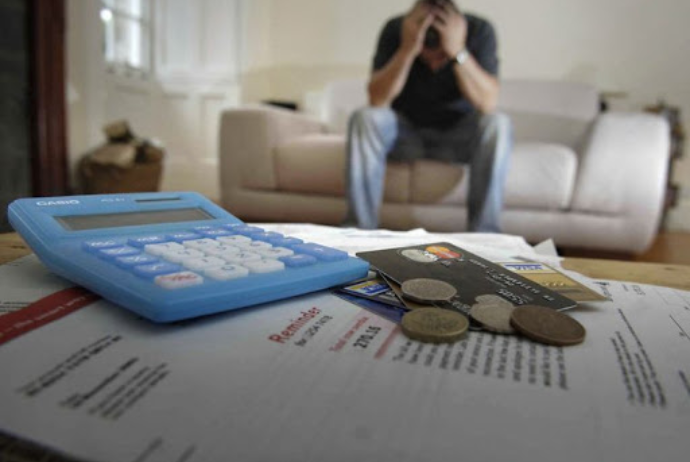 Problemli kreditlərin məbləği 12%-dən çox artıb