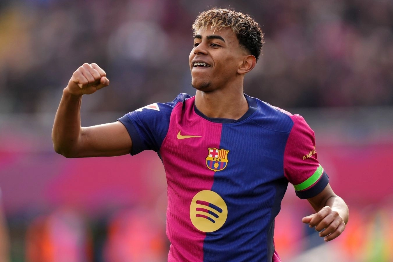 Lamin Yamal Avropada 2025-ci ilin ən yaxşı cinah oyunçusu seçilib