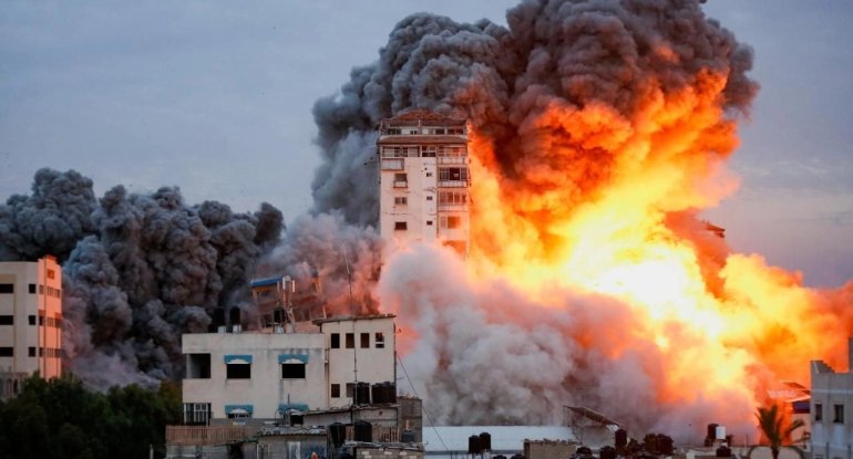 İsrail Livanda "Hizbullah"ın mövqelərinə zərbələr endirib