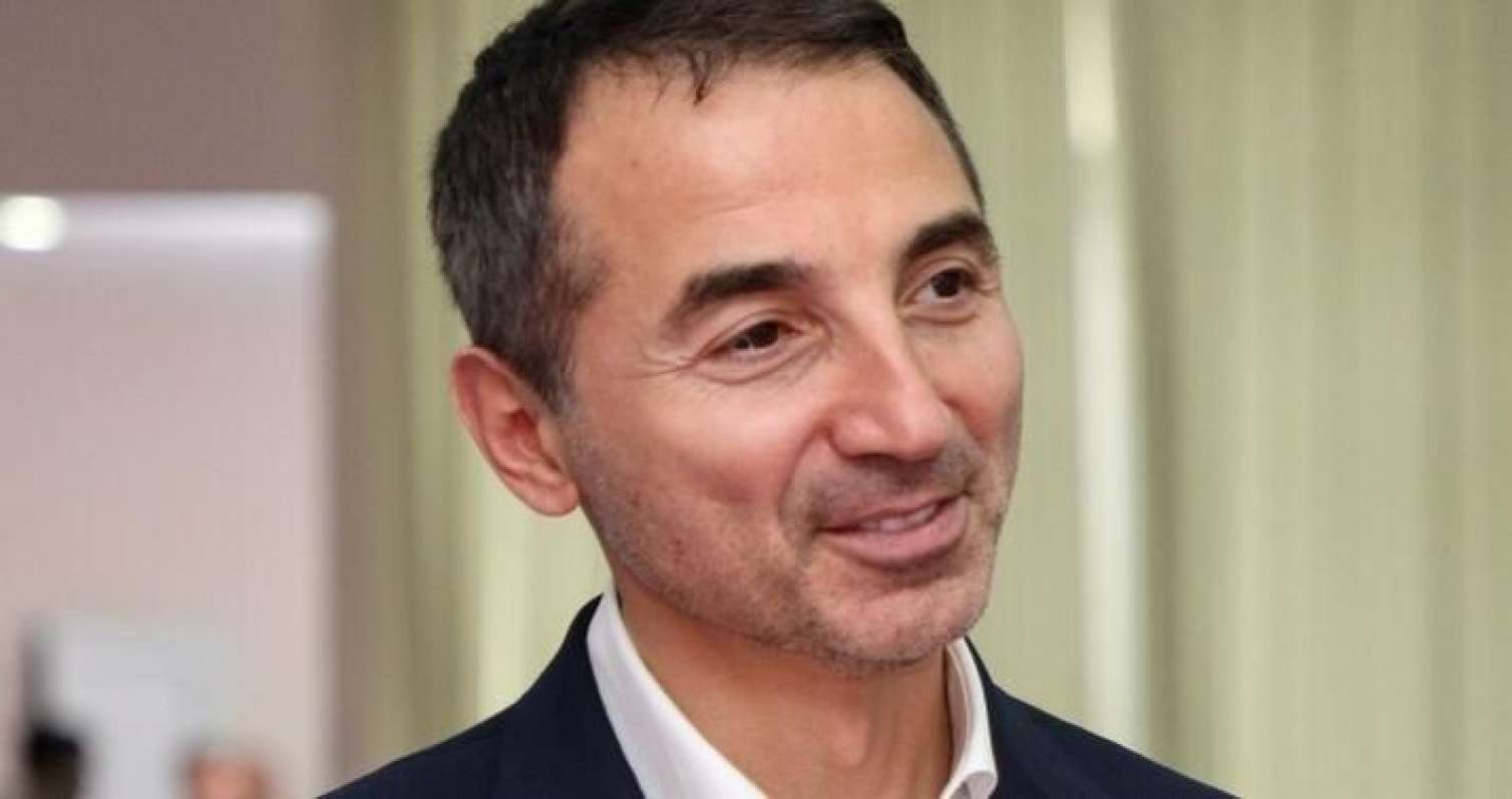 Adnan Əhmədzadənin sərvəti açıqlandı