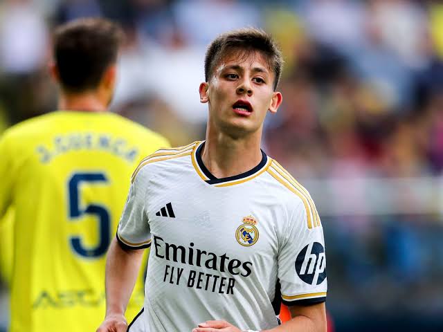 Arda Gülər "Real Madrid"dən "Arsenal"a keçə bilər